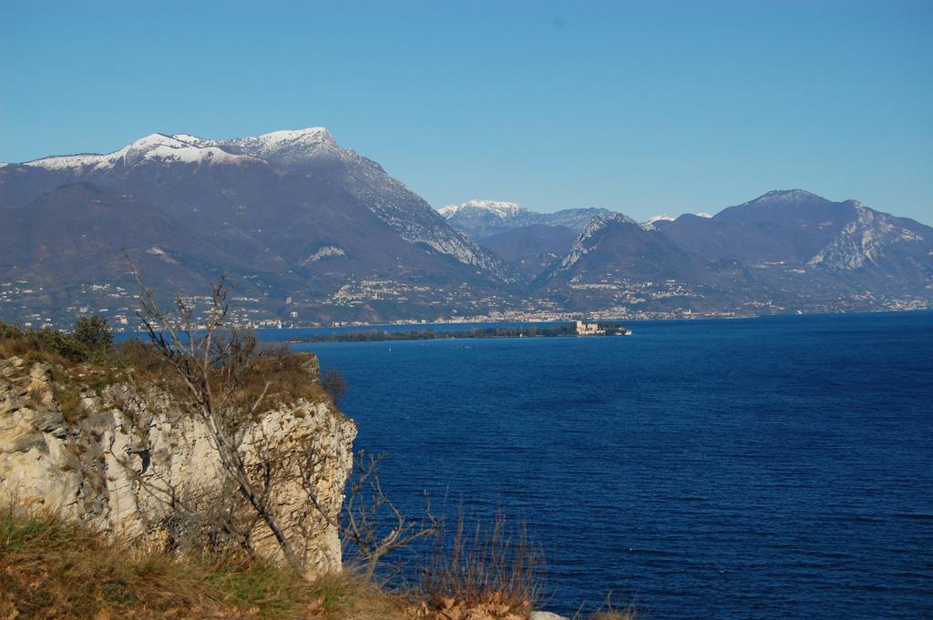 Antico Borgo B&B Con Spa - Adults Only Manerba del Garda Exterior photo