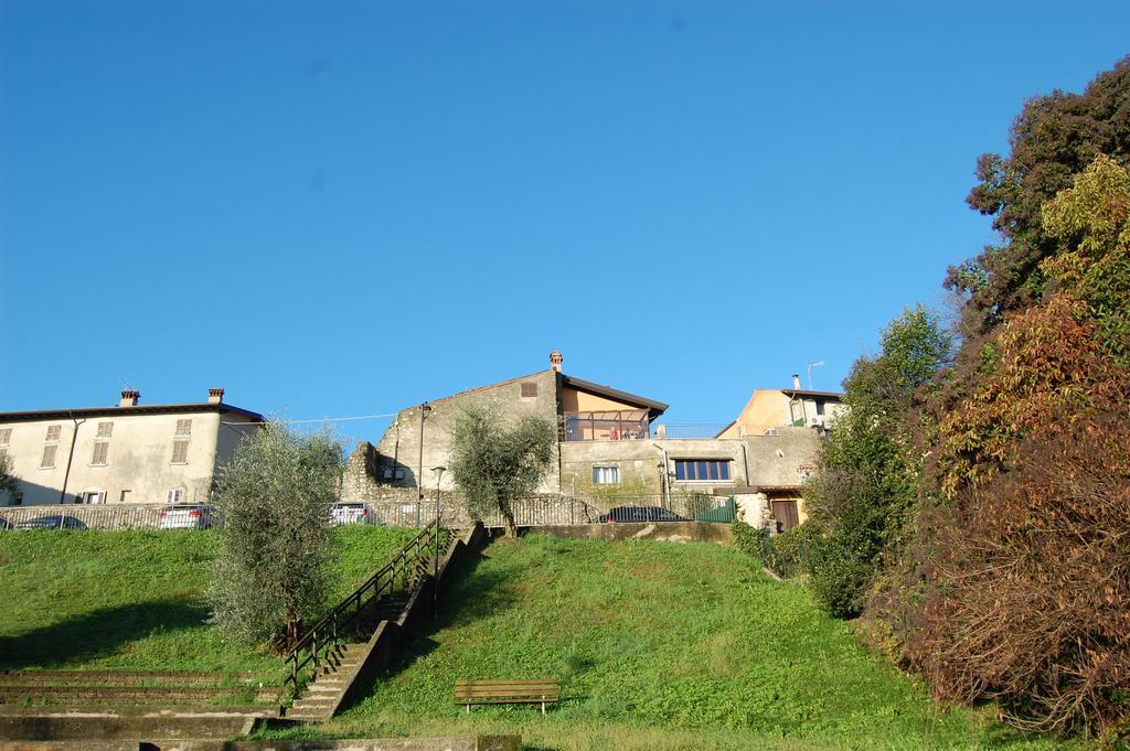 Antico Borgo B&B Con Spa - Adults Only Manerba del Garda Exterior photo